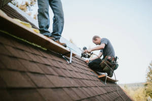 Local Roofers in Wellington, MO